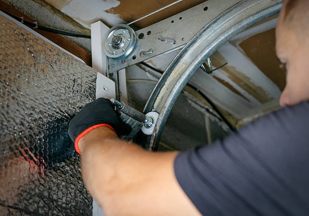 Affordable Garage Door Roller Replacement solutions in Colon, MI